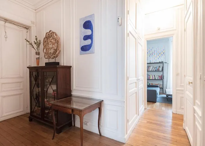 Apartamento Guestready - Lovely Bright Flat With Private Patio Paris